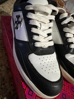 Tory Burch clover court sneaker 7.5