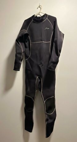 Hevto Men Wetsuits 3/2mm Neoprene Wet Suit