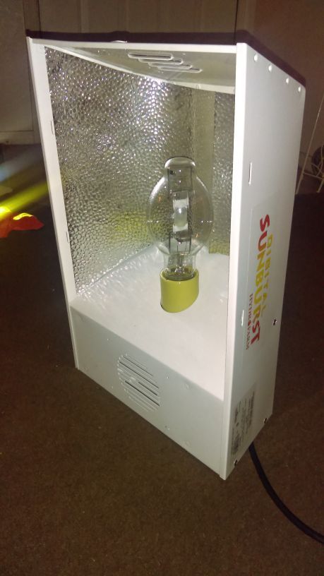 Hydrofarm Digital Sunburst 250w HPS/MH Indoor Grow Light