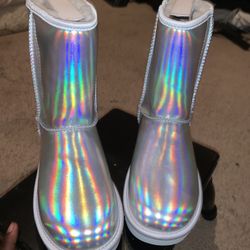 Brand new Uggs Size 6