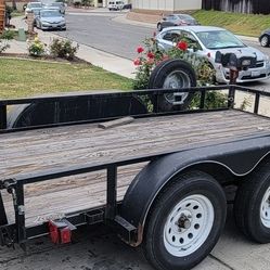 2017 12 Foot Dual Axle Trailer With Brakes