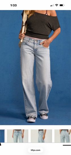 Levi pants size 33