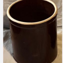 1195 Antique Brown Roseville Crock With Mark On Bottom