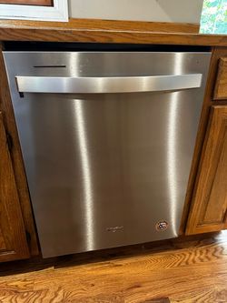Whirlpool Dishwasher