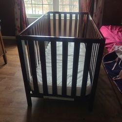 BABY CRIB FOR SALE