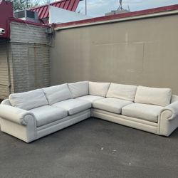 Robert Michael Sectional Sofa 