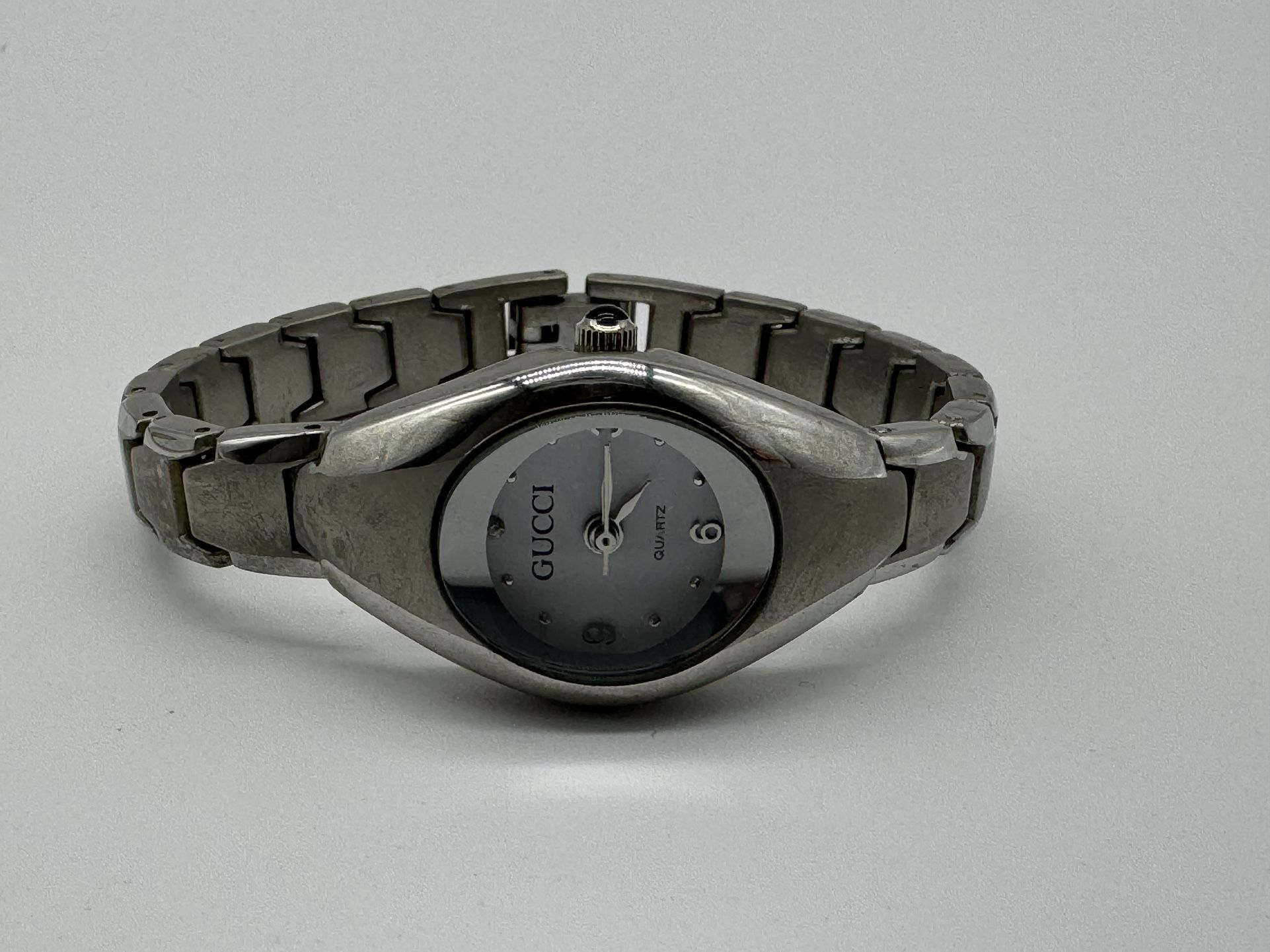 Authentic GUCCI Watch Italy Swiss Stainless Steel Quartz (Needs New Battery)