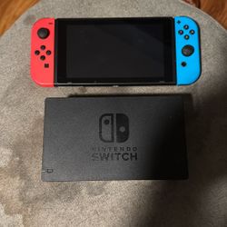 Nintendo Switch 