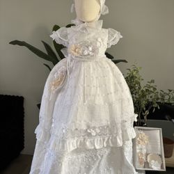 Vestido de bautizo/ Christening gown