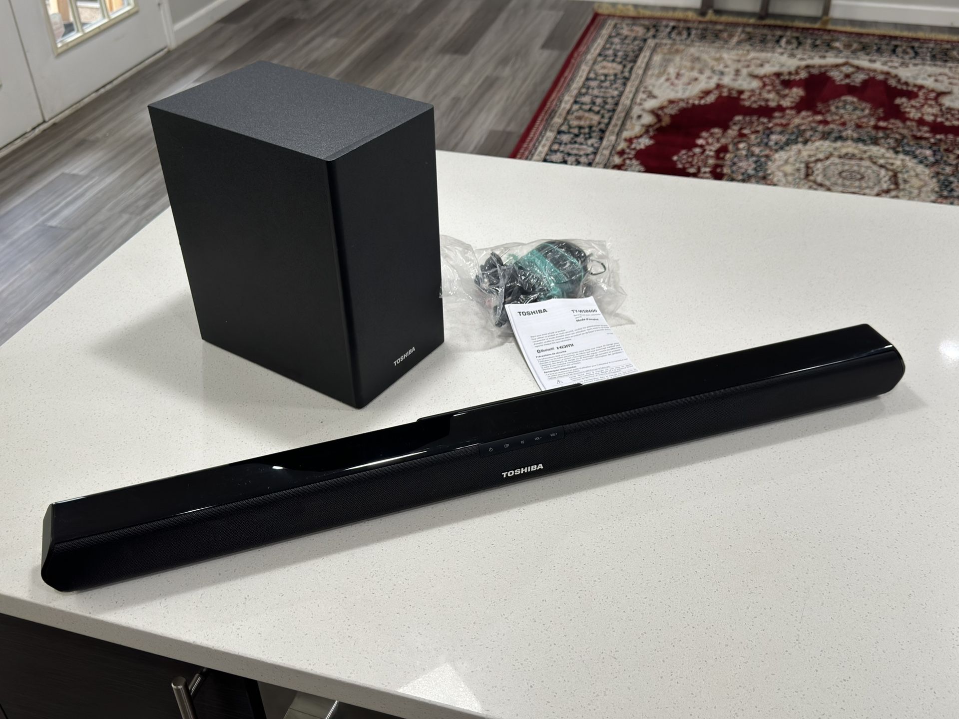 Toshiba Sound bar & Subwoofer