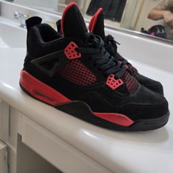 Jordan 4 Retro Red Thunder Size 9.5
