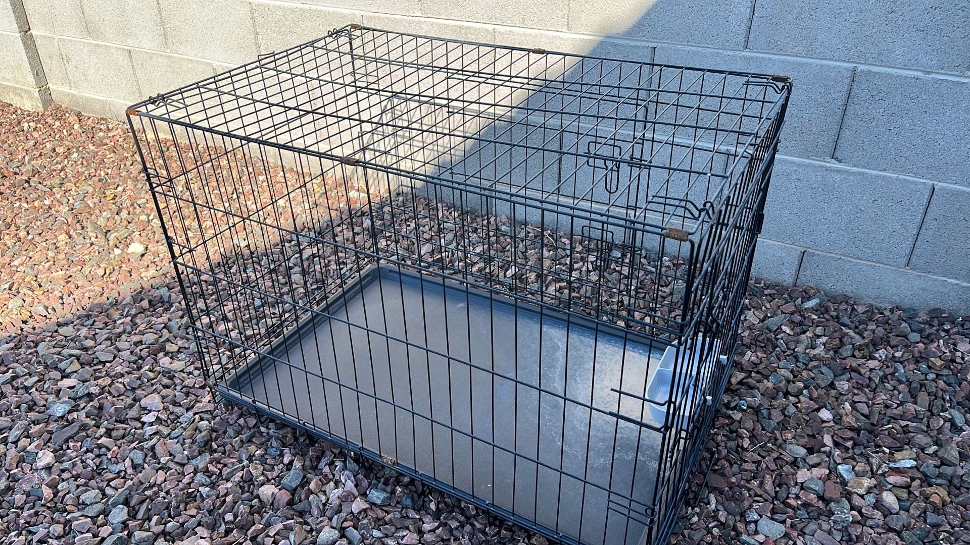 Large Dog Kennel (black)