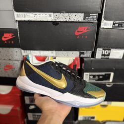 DS Kobe 5 Protro Undefeated size 9.5