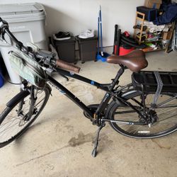 NCM Hamburg Trekking E-Bike, City-Bike, 250W, 36V 13 Ah 468Wh Battery