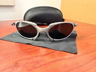 Polarized Romeo inspired metal sunglasses