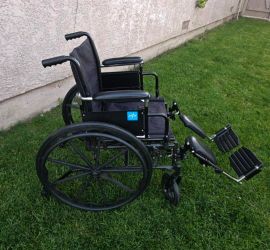 Like New Very Clean Black MEDLINE Wheelchair For Adults Holds Up To 300Lb