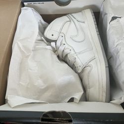 Jordan 1    2Y