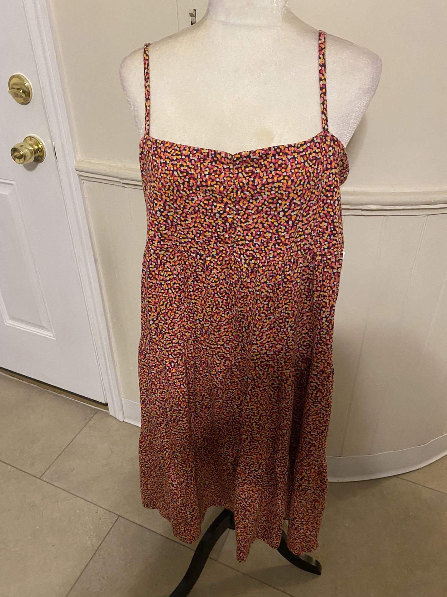 NWT Woman’s Old Navy Sun Dress Size Large