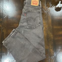 Women’s levi’s jeans