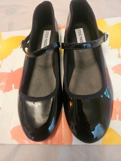 Steve Madden Black Patent Mary Jane Ballet Flats