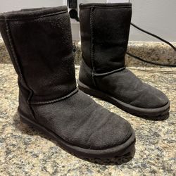 Women’s Bearpaw Elle Boots