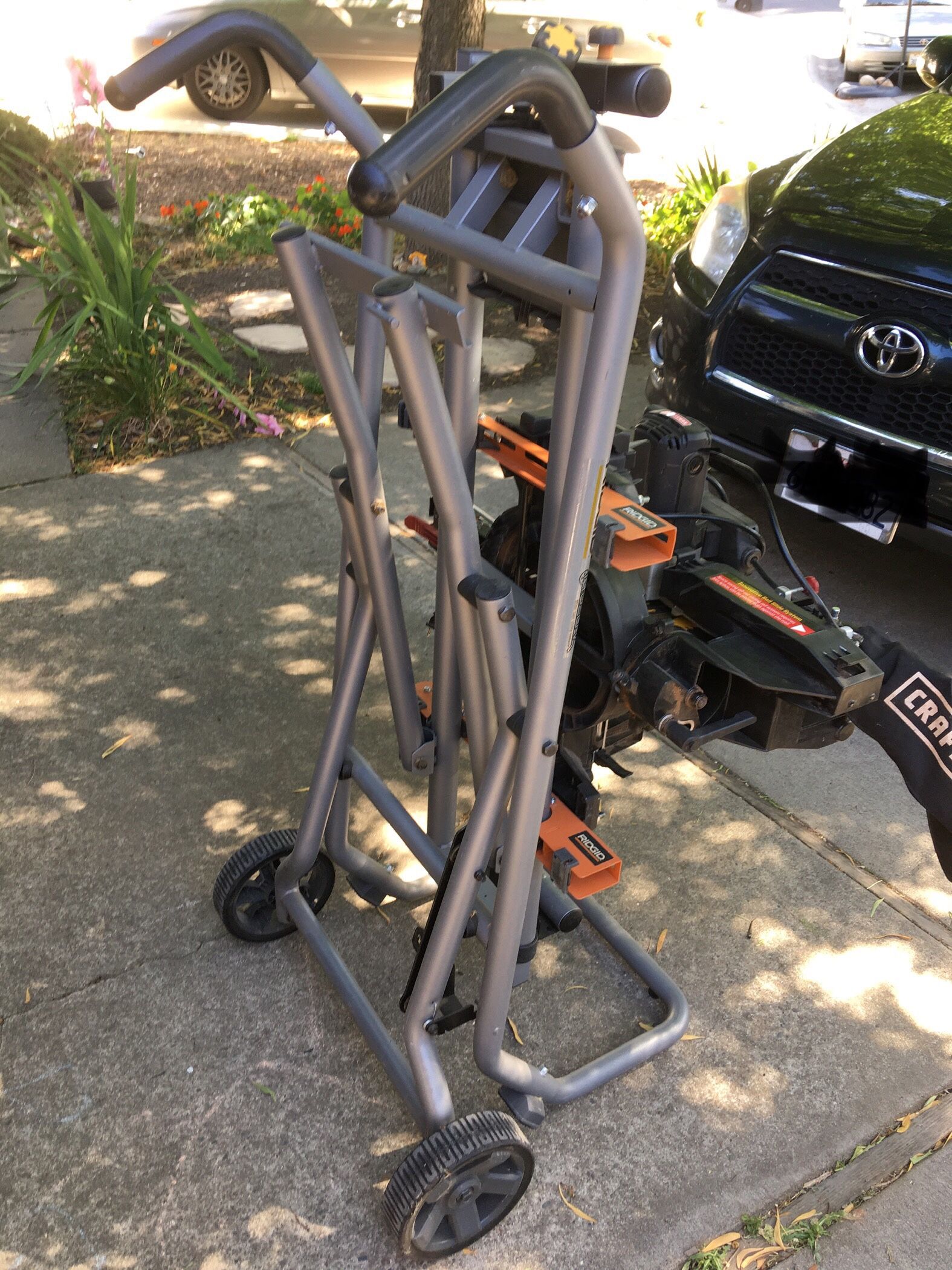 Rigid Portable Miter Saw Stand