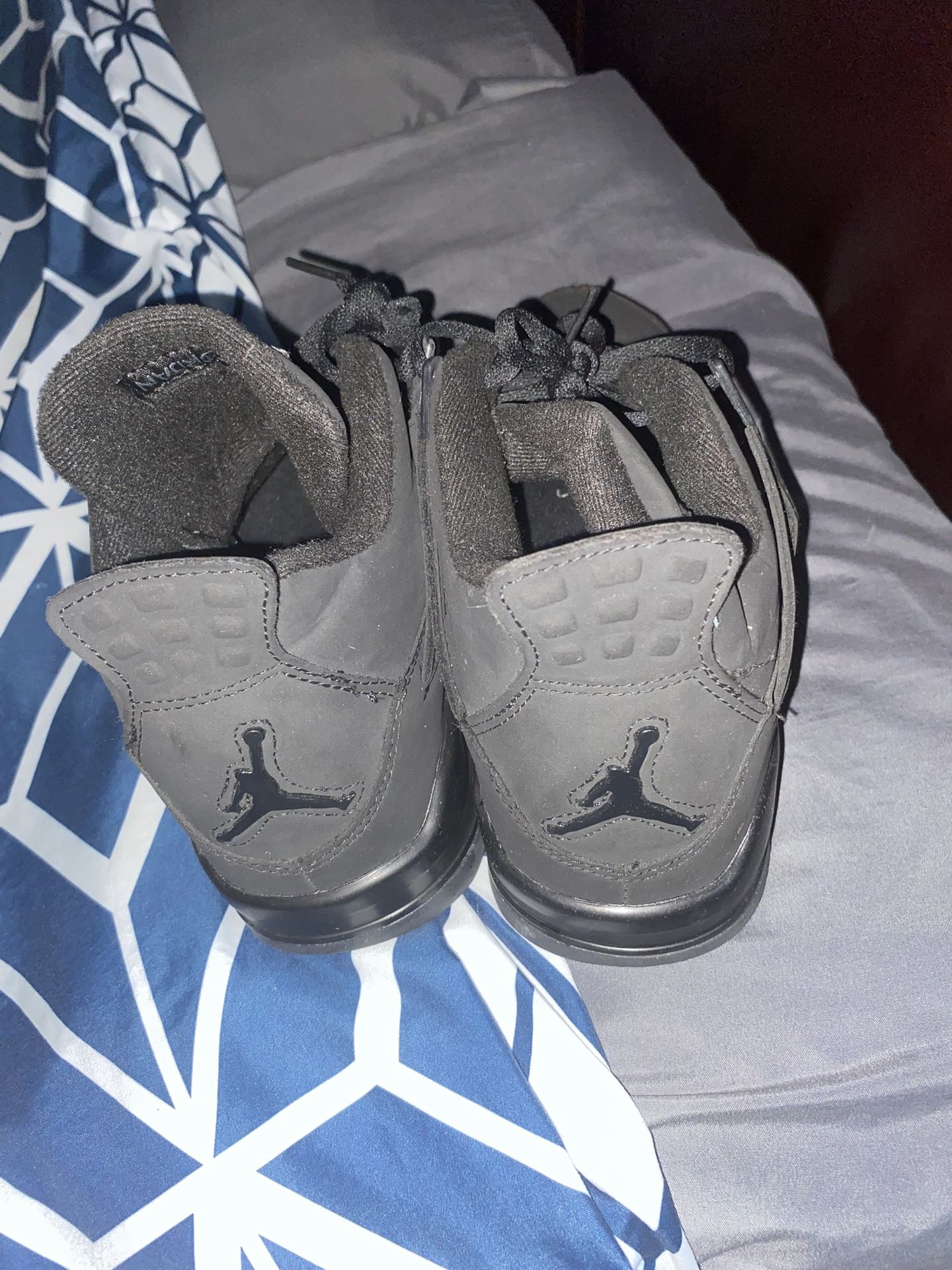 Jordan Retro 4 Black Cats