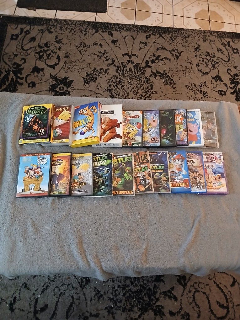 Lot Of 20 Nickelodeon And Nick Jr. DVDs