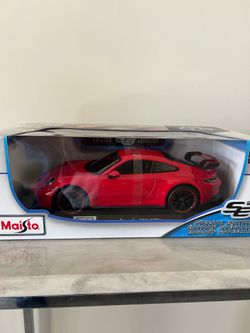 Maisto 1/18 scale