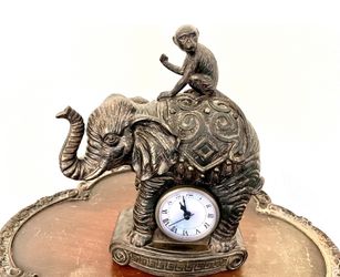Elephant Clock 