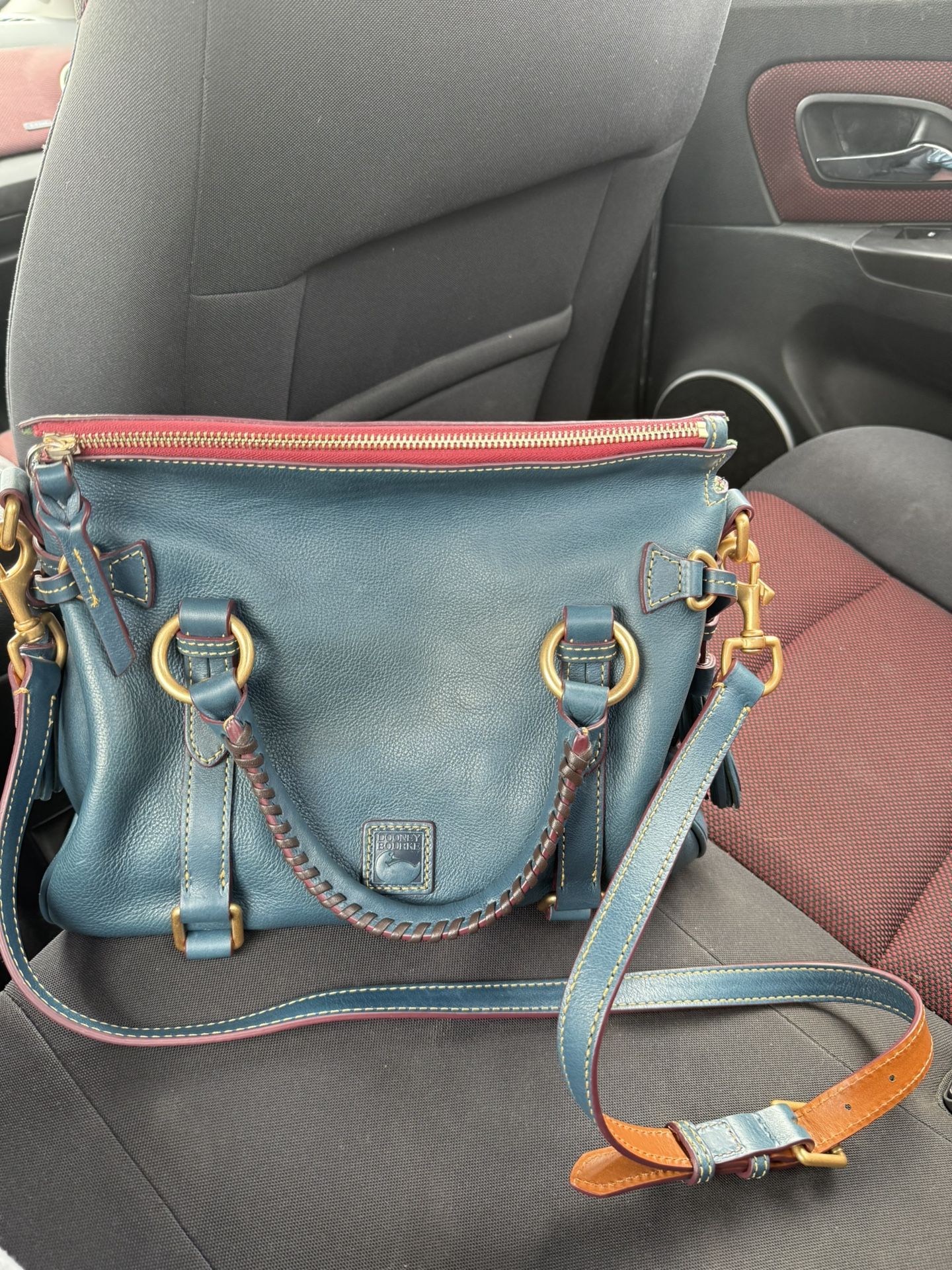 Dooney & Bourke Florentine Satchel/HandBag