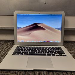 2017 Macbook Air 13" Core I5 Laptop FULLY LOADED