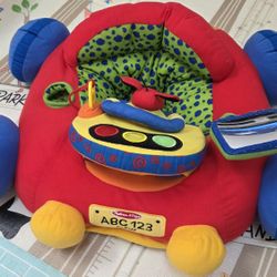 Melissa & Doug Beep-Beep and Play Activity Center Baby Toy