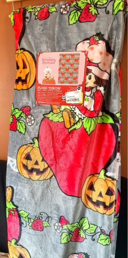 Brand new strawberry shortcake Halloween blanket
