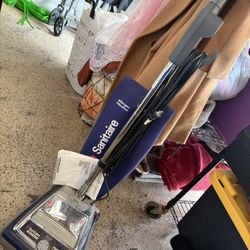 Sanitaire Vacuum Cleaner