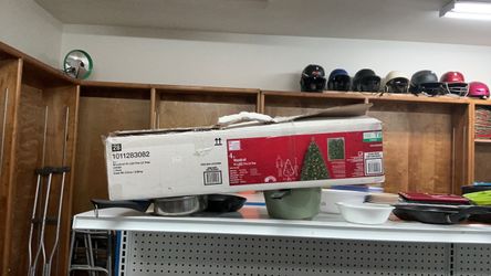 Home Accents Holiday 4ft Woodtrail Fir LED Pre-Lit Tree