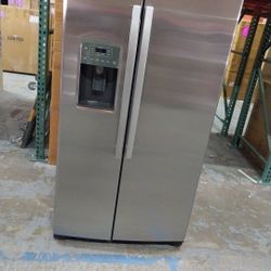 New GE® 25.3 Cu. Ft. Side-By-Side Refrigerator  With 1 yr warranty FREE DELIVERY WITHIN 10 miles 🚛