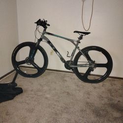 Gt Mountain Bike  