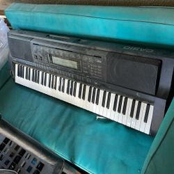Casio WK-500 Keyboard