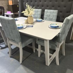 New 5pc Dining Table Set