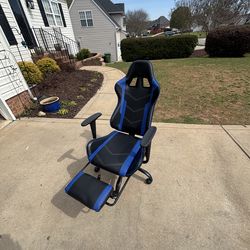 Gaming Chair – Black & Blue – Good Condition