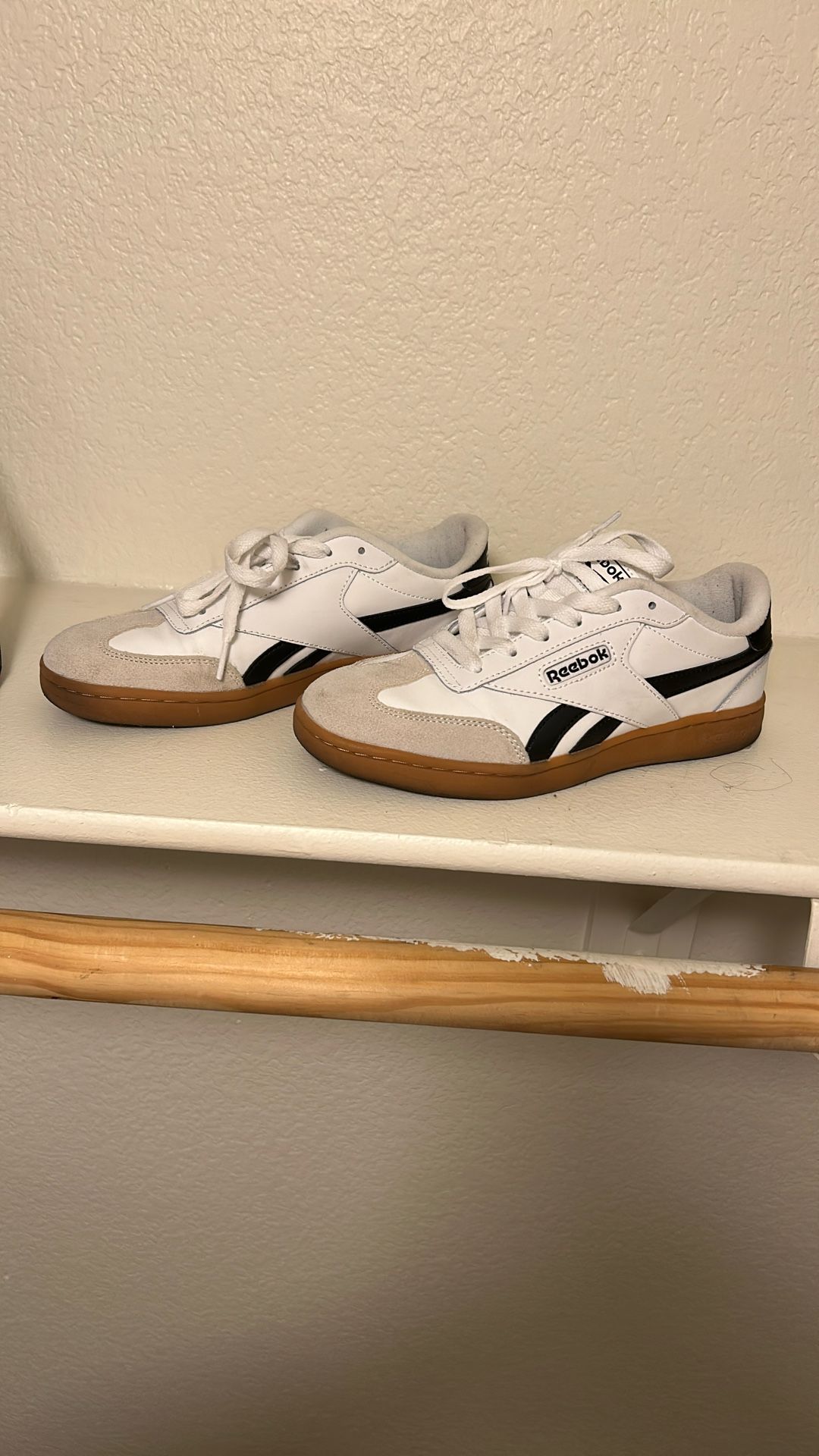 Girls Reebok Shoes