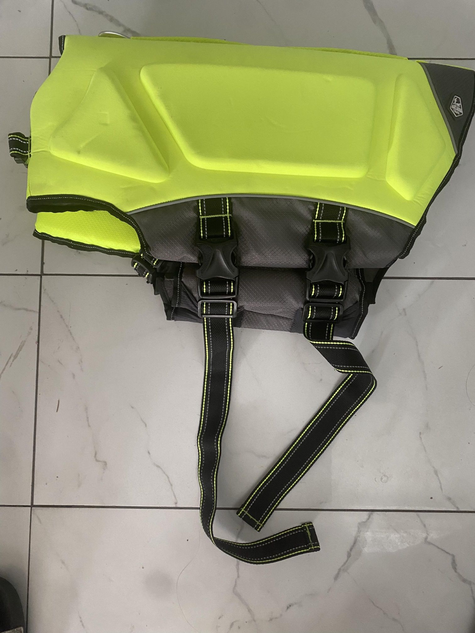 Arcadia Trail High Visibility Dog Flotation Life Jacket XXL