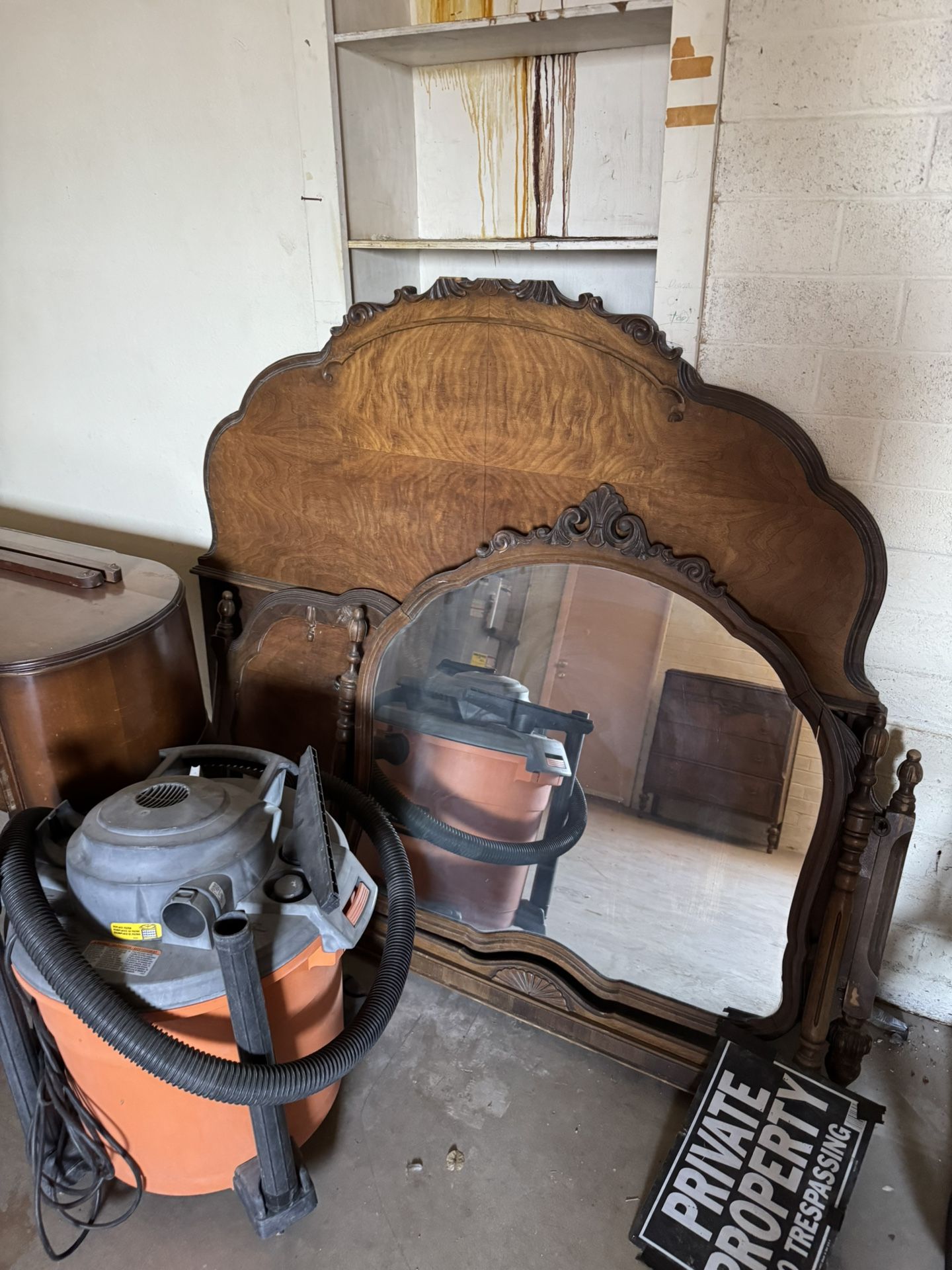 Vintage Queen Bedroom Set