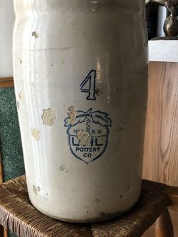 Butter Churn,no Plunger