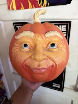 Pumpkin Face Decor
