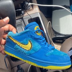 Nike X Grateful Dead Bears Dunks 