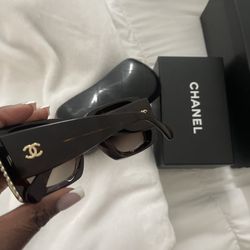 Chanel Sunglasses for Sale in Miami Beach, FL - OfferUp