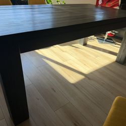 Pottery Barn Dining table 