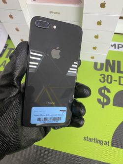 🔥📲iPhone 8 plus 64Gb factory unlocked with warranty